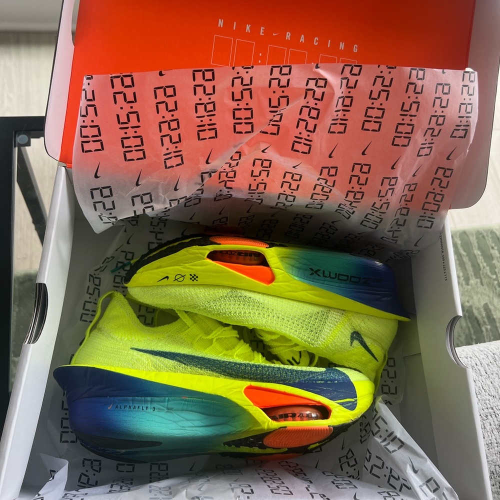 Nike Alphafly 3’s - size 8